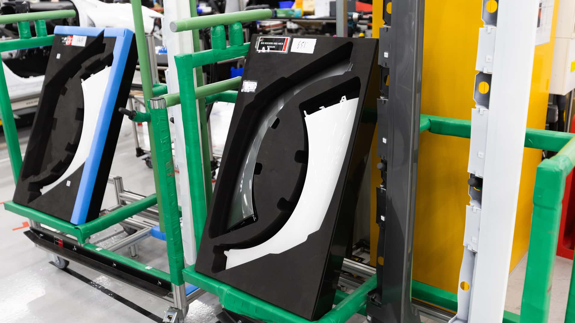 https://cdn.motor1.com/images/mgl/Ak3ZVP/s1/toyota-uk-production.jpg
