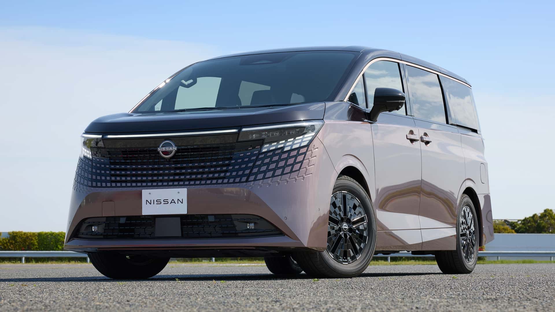 Nissan 推出全新豪華日規 Elgrand 小改款，導入 E-Power 系統