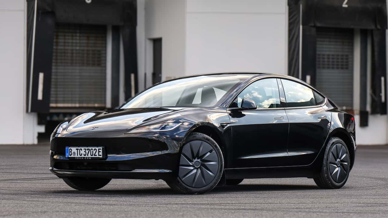 Tesla Model 3 RWD Standard