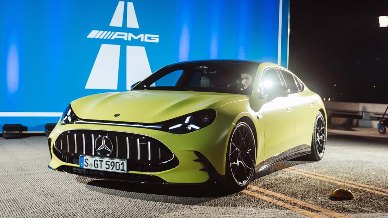 Mercedes-AMG GT 4-Türer Coupé: Weltpremiere auf 