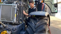 Cause di surriscaldamento del trattore dopo la pulizia del radiatore e controlli su raffreddamento, filtri, ventilazione e manutenzione per prevenire danni al motore