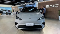 BAIC Arcfox T5