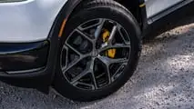 Rivian R2 (2026), la prova su strada