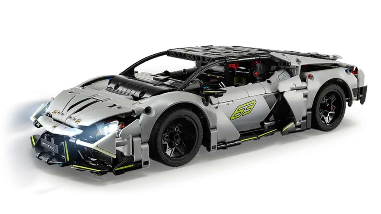 La Lamborghini Revuelto da costruire e guidare
