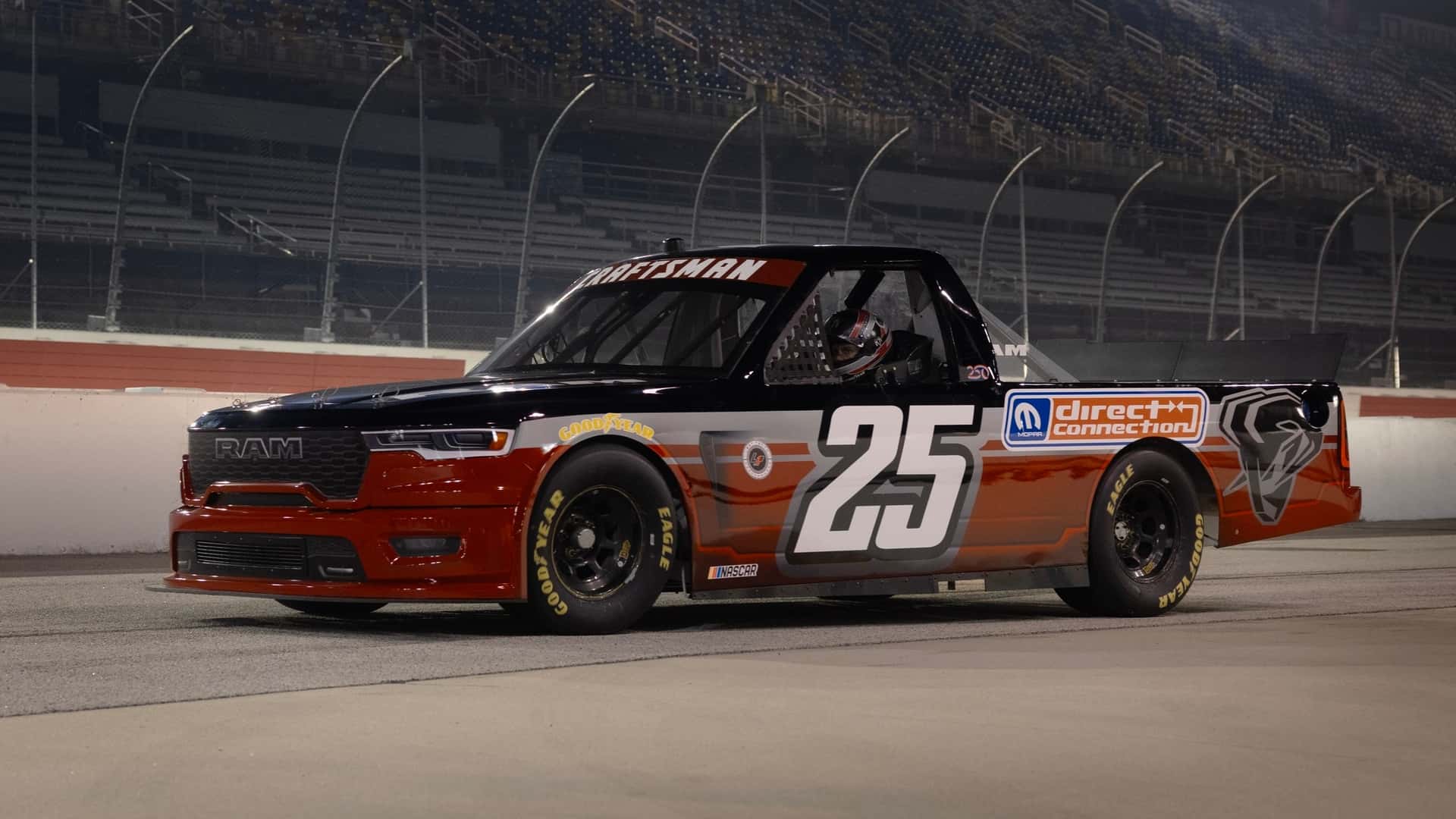 https://cdn.motor1.com/images/mgl/Ak4GO2/s1/ram-1500-race-truck-concept.jpg