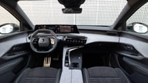 Peugeot E-5008 Dual Motor, la prova di Motor1.com
