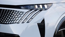Peugeot E-5008 Dual Motor 2025