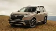 Nissan Pathfinder Rock Creeck