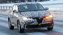 Alfa Romeo Tonale, le prime foto spia degli interni