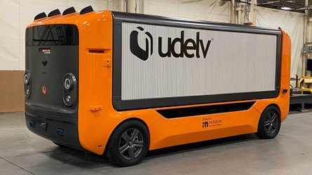 udelv shows unmanned van