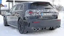 2023 Mercedes-AMG A45 facelift foto spia