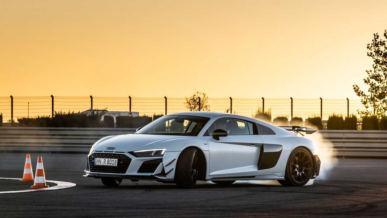 Audi R8 Coupé V10 GT RWD (2022) im Test