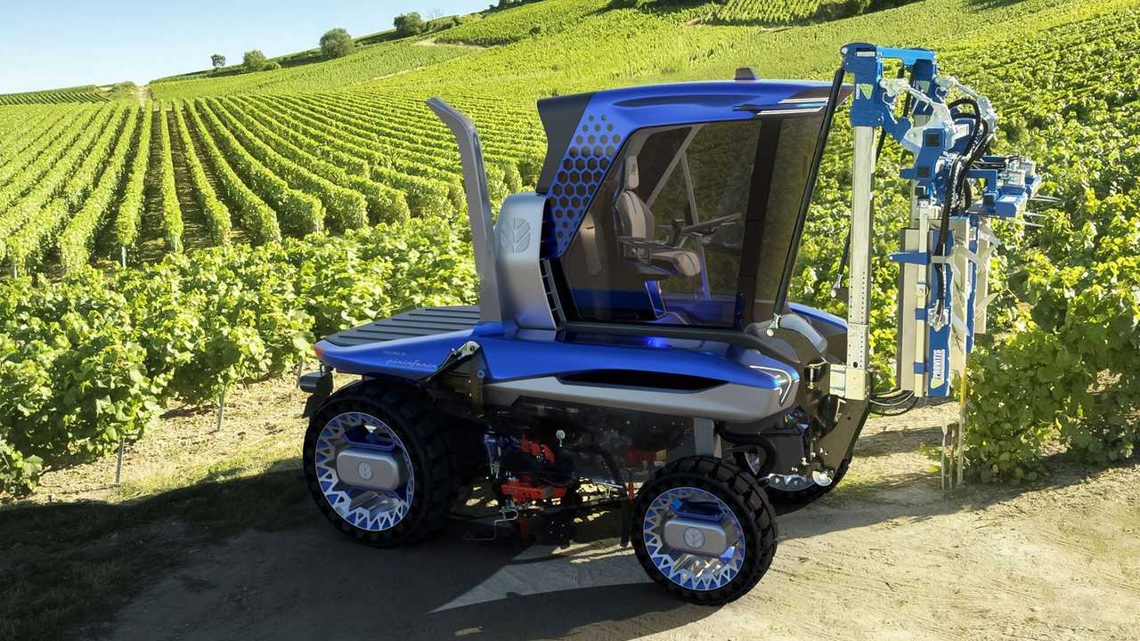 Straddle Tractor Concept di New Holland