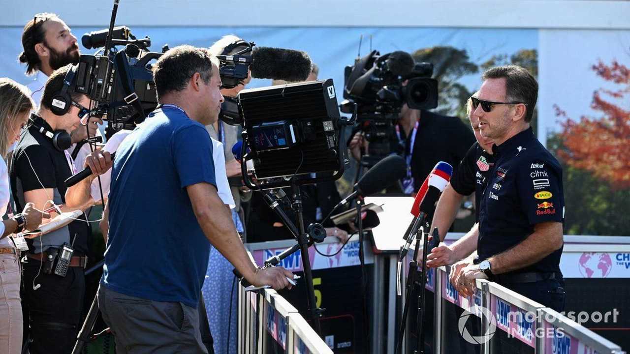 Christian Horner talks to Ted Kravitz, Sky TV at Australian GP 2022