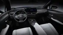 Lexus UX 300e, le novità per il 2023