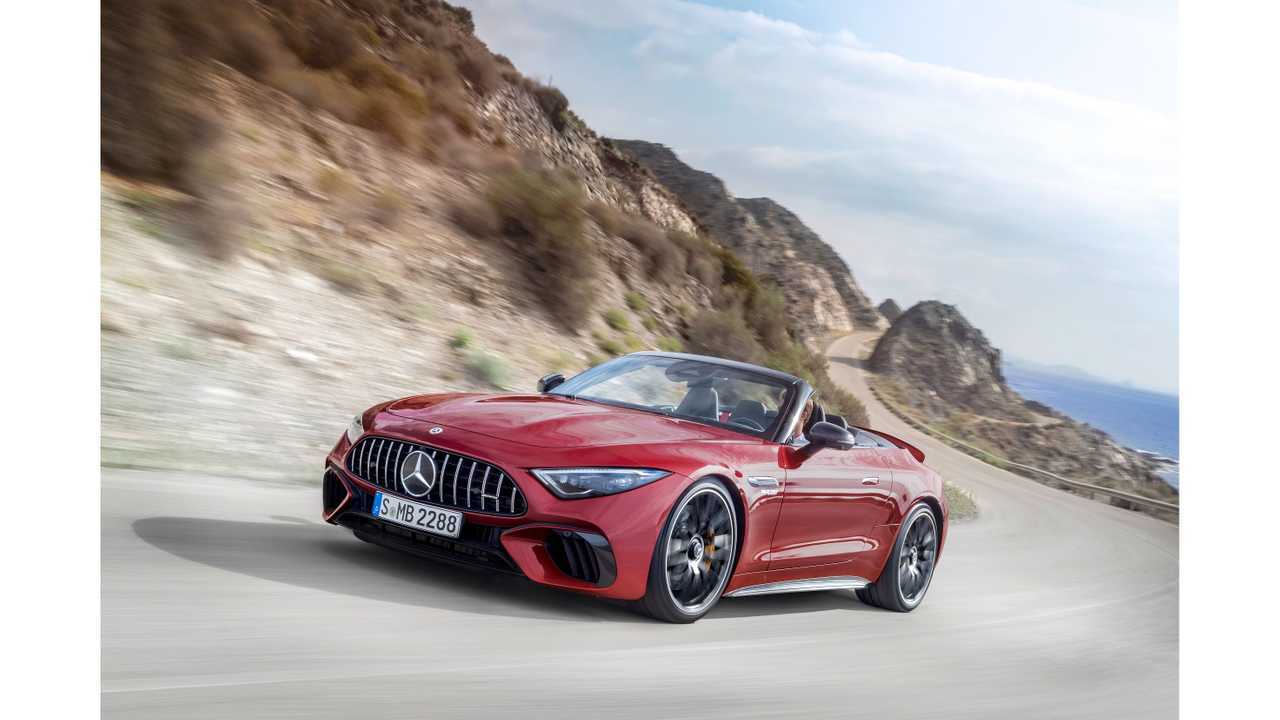 Mercedes-Benz_AMG_SL63_4MATIC+