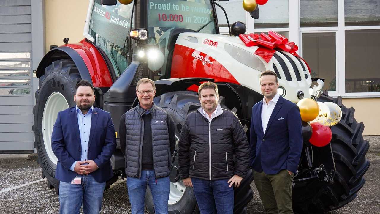 Stabilimento Steyr da record: 10.000 trattori