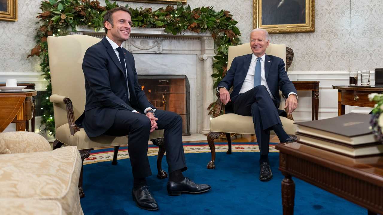 Macron e Biden nello Studio Ovale