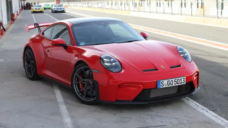 2025-porsche-911-gt3-review.webp