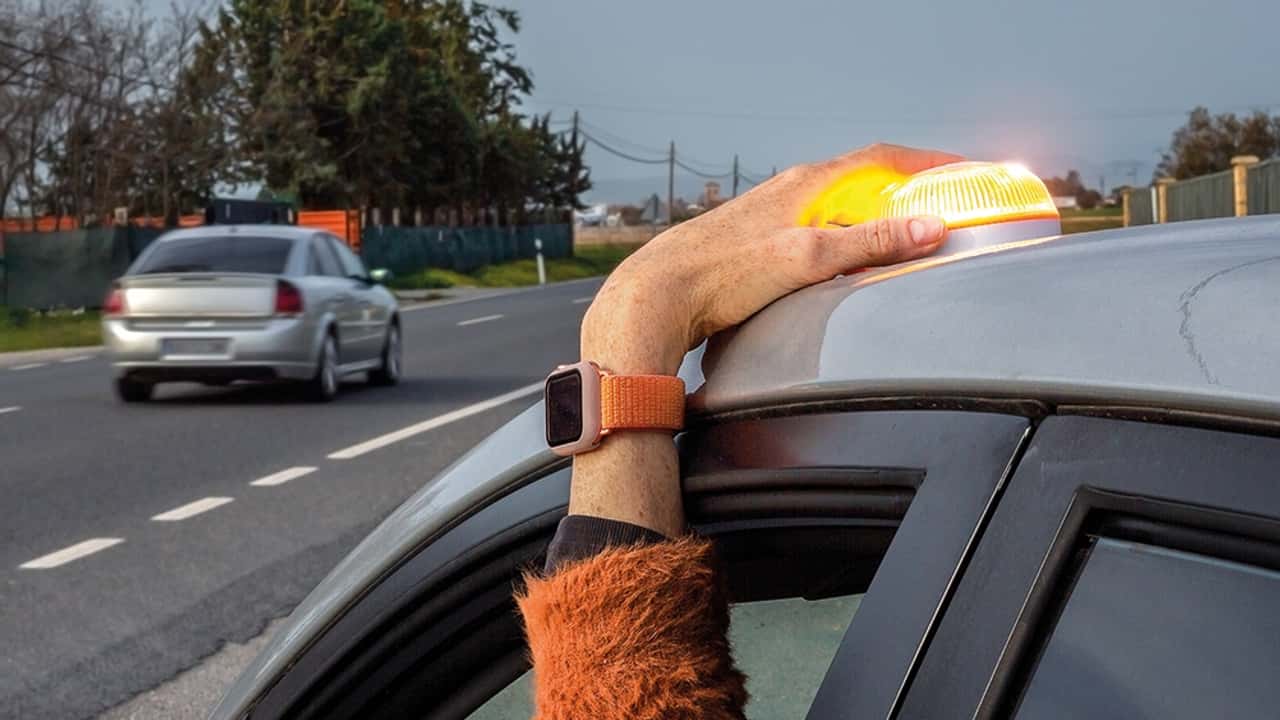 La baliza V16, cada vez más cerca de ser obligatoria