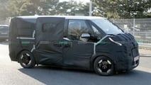 Kia PV5 als Erlkönig