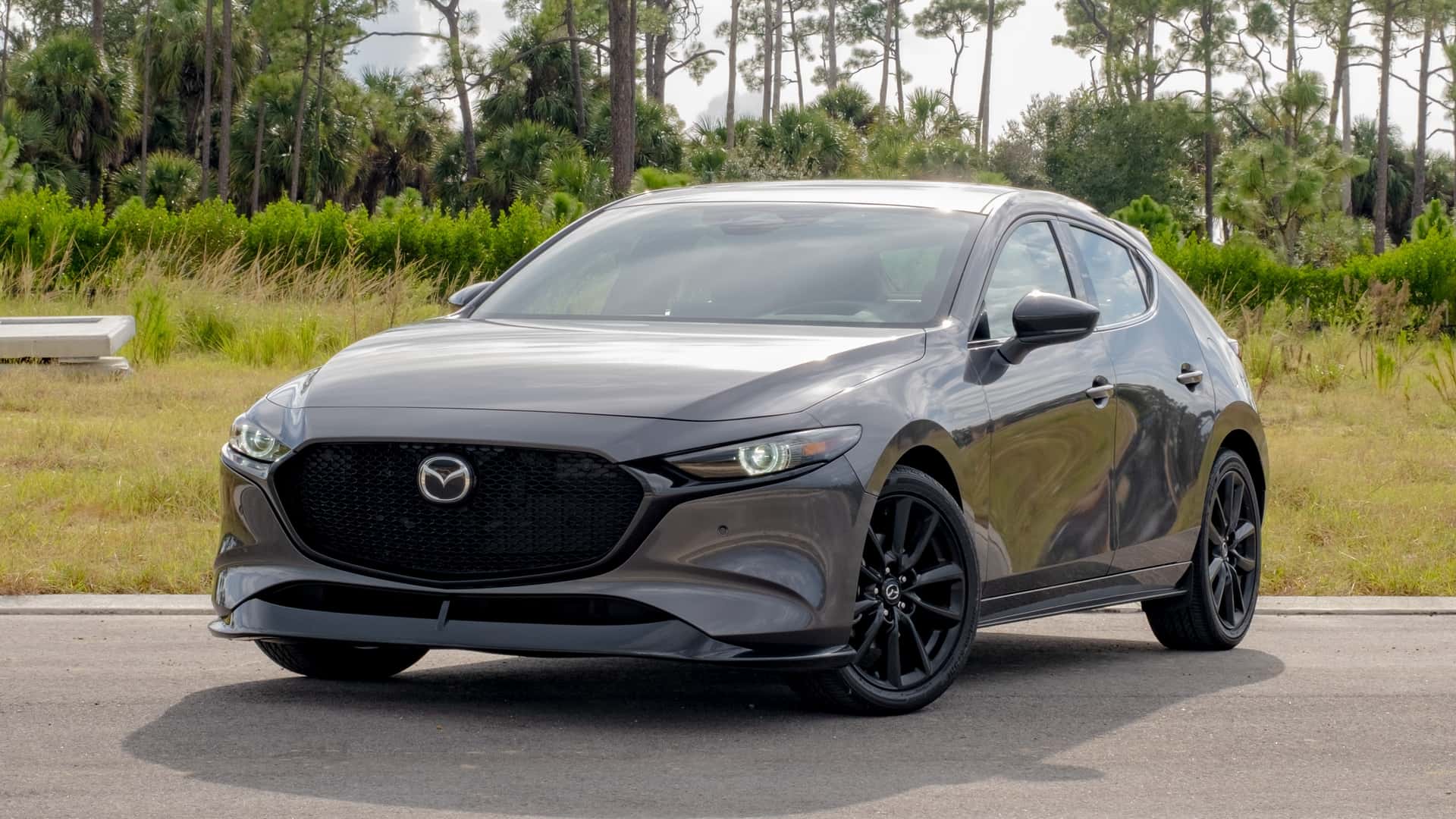https://cdn.motor1.com/images/mgl/AkNgGx/s1/2024-mazda3-turbo-review.jpg