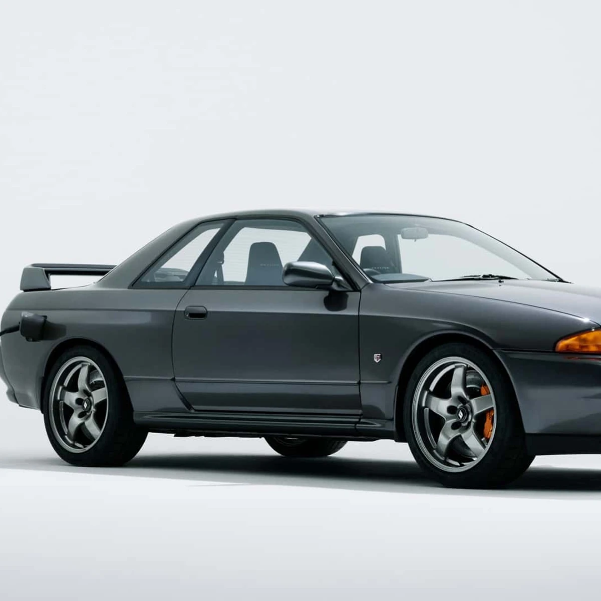 NISSAN　SKYLINE　GT-R (R32) 1989 Nissan Skyline GTR | Driver Motorsports