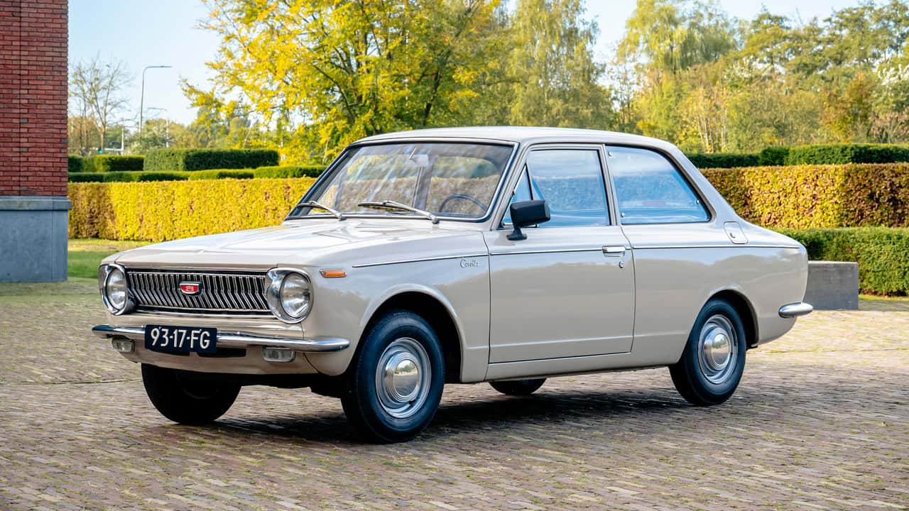 Toyota Corolla E10 (1966-1970)