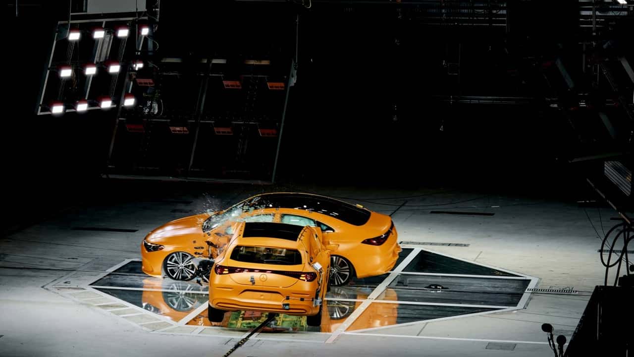 Mercedes CLA Crash Test
