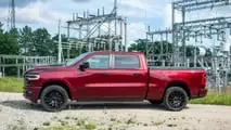 Ram 1500 Limited 2025 Cabin Crew