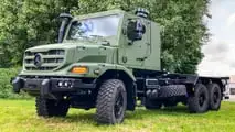 Mercedes-Benz Special Trucks Zetros 6x6 with protected driver's cab