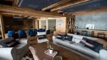 Le Mercedes-AMG elettriche inaugurano il Luxury Hub di Livigno