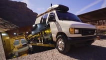 Ford E-250 camper