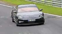 Porsche Taycan GT spy photo