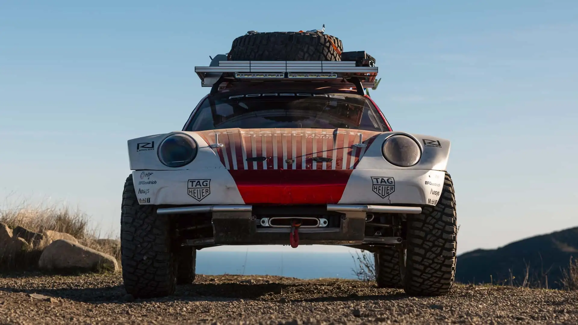1/43 ポルシェ911 Off-road Edith 高地走行世界記録車 Porsche's Record-Breaking 911 Rock Crawler Is Proof Carmakers Can