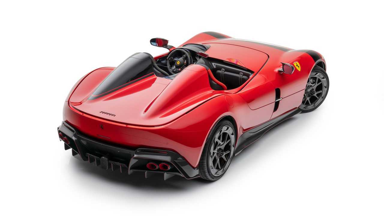 Ferrari Monza SP2 Bespoke by Mansory