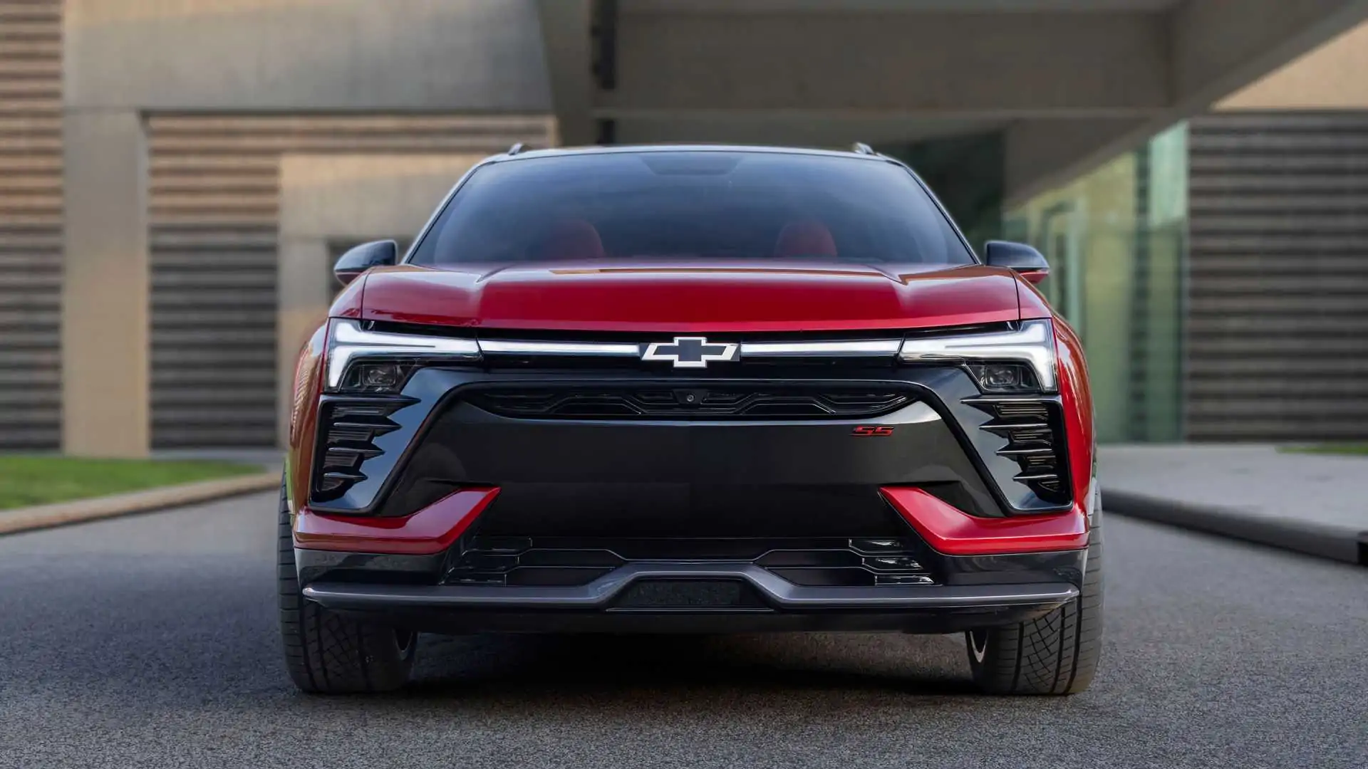 Chevrolet Blazer elétrico chega em 2023 com 530 km de autonomia e versão de  560 cv