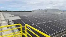 Painéis solares na fábrica BMW de Araquari