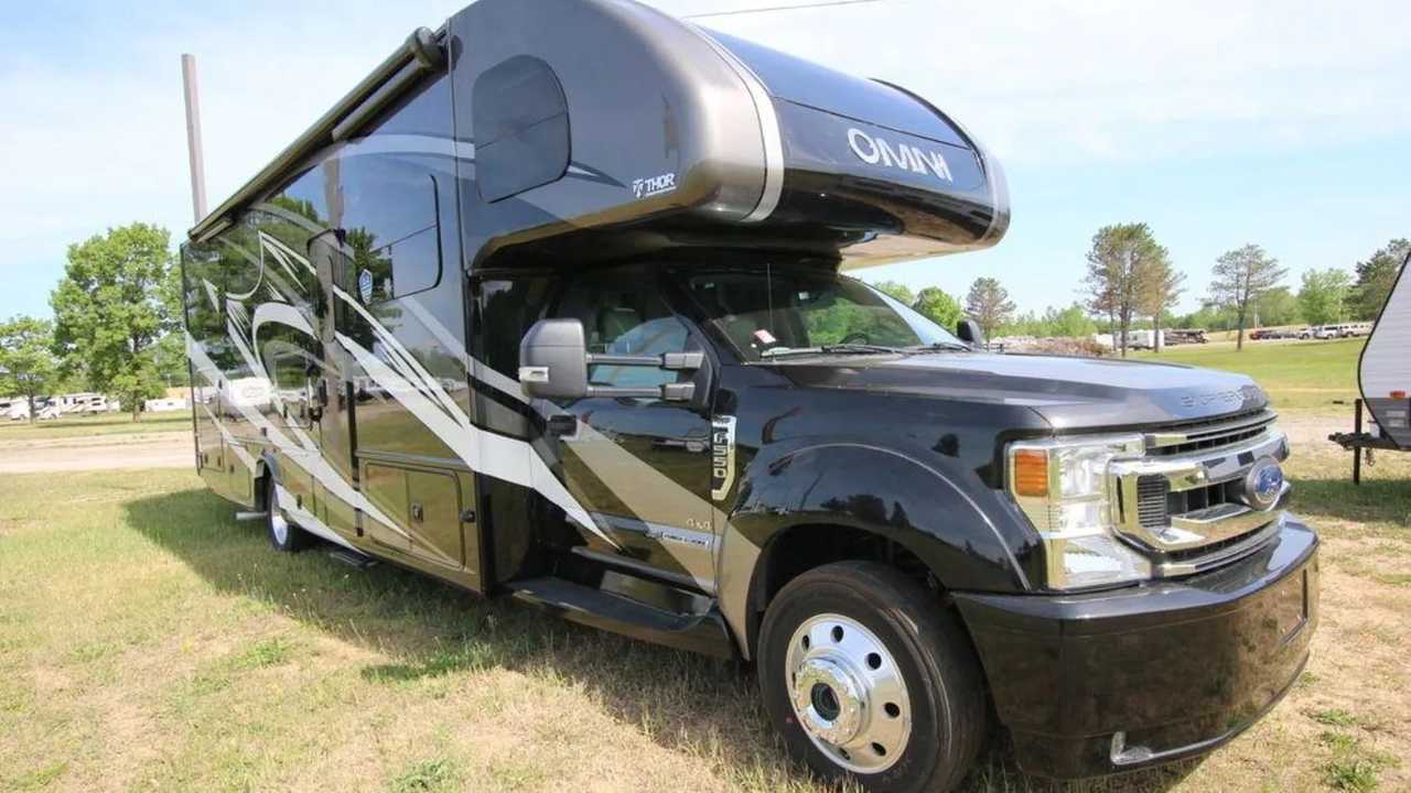 Top RVs On RVshare For Offgrid Camping