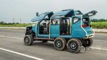 Offroad-Monster mit sechs Rädern
