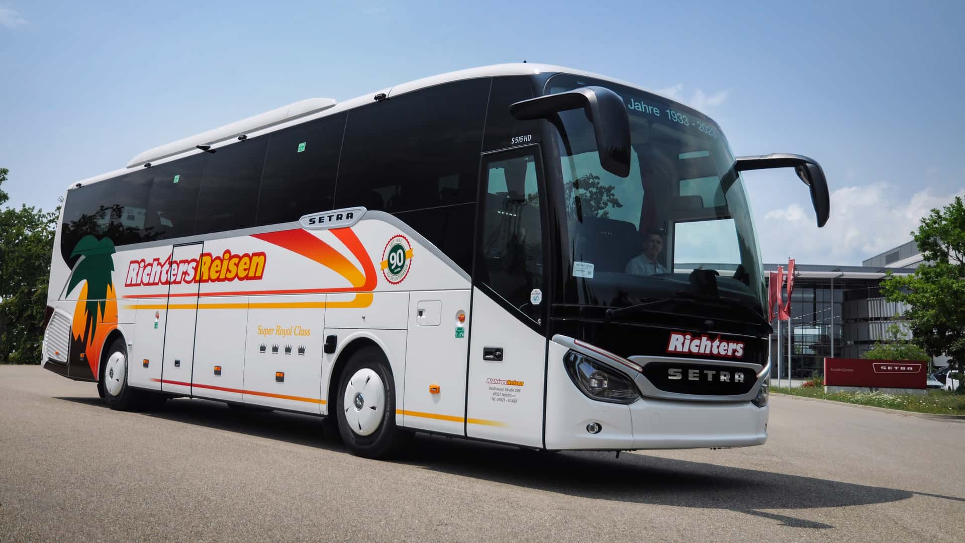 Un Setra speciale per festeggiare i 90 anni di attività