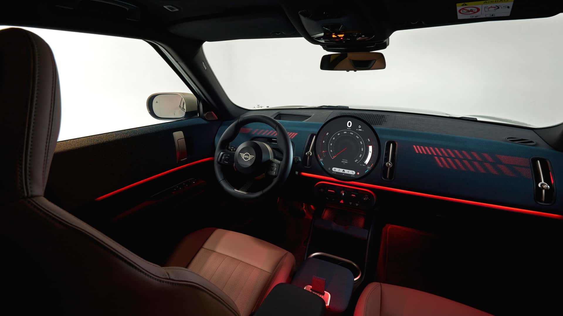 https://cdn.motor1.com/images/mgl/Akme4W/s1/mini-countryman-se-all4-2024.jpg