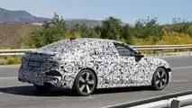 Photo d'espionnage latérale de l'Audi A5 Sportback
