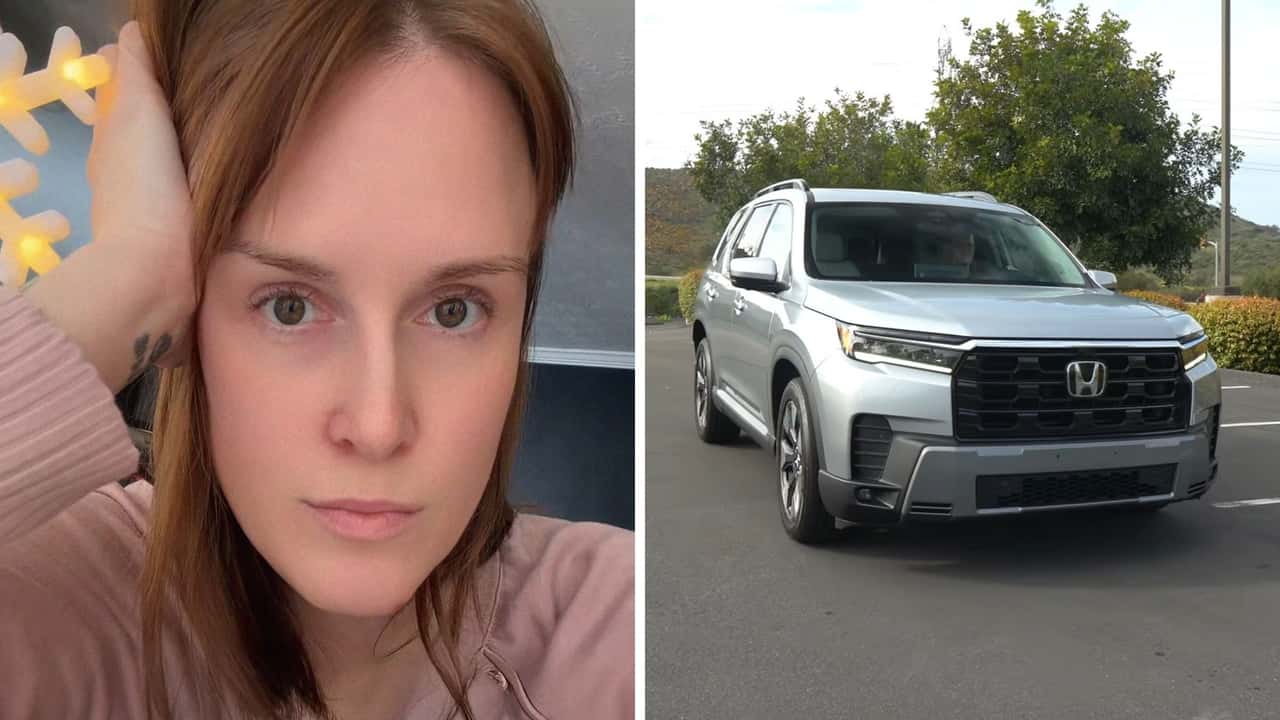 Woman Buys A Honda Pilot