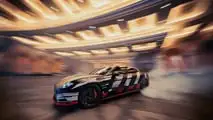 La Mercedes-AMG GT Coupé 4 porte con Brad Pitt e George Russell