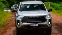 Nova Ram Dakota em ação