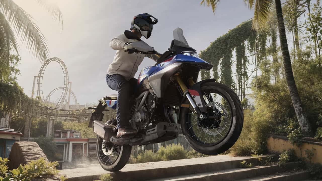 BMW revela a F 450 GS com 48 cv e embreagem automática