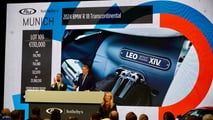 Erfolgreiche Versteigerung der von Papst Leo XIV. signierten BMW R 18 Transcontinental