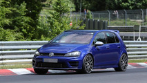 2016 Volkswagen Golf R420 spy photo