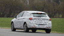 2016 Opel Astra spy photo